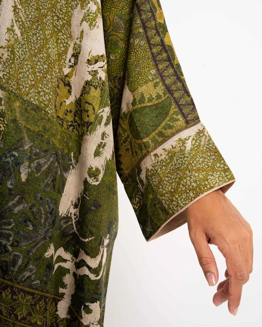 Kashmir – Pashmina Print Bisht Abaya - Image 4